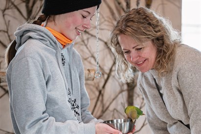 Jautra ciemošanās papagaiļu mājā un “Sigulda ZOO” diviem