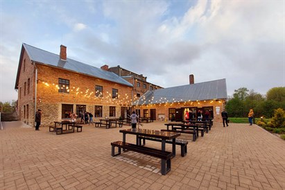 Alus kultūra Rundālē: muzejs, darītava un degustācija