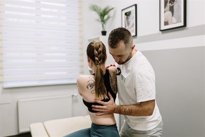 Pirmreizēja konsultācija ar fizioterapeitu centrā “EV FizioFIT”