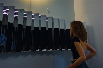 Ilūziju pasaule visai ģimenei – “COSMOS” ilūziju muzejs Rīgā