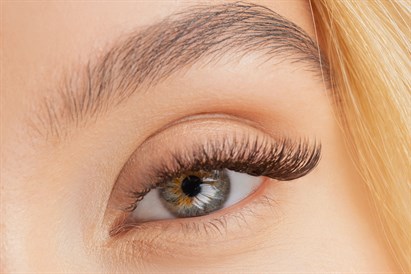 Skropstu laminēšana salonā "Blanche Beauté"