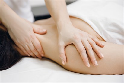 Relaksējoša muguras un galvas masāža salonā "Masāžas studija"