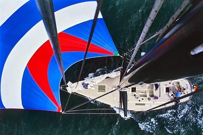 Jahtas kruīzs 35 personām – baudiet atpūtu uz “Sparta” un “DHU HEARTACH” klāja