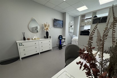 Skinretin 3D ādas atjaunošana: eksosomu terapija un lūpu revitalizācija