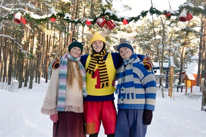 Ziemassvētku svinības ģimenei “Lotes Zemē” Igaunijā 2025