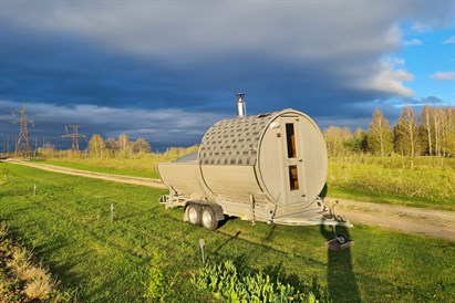 Pārvietojamā pirts un kubls ar piegādi – svētkiem un atpūtai