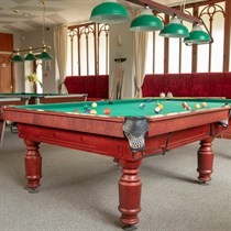 Atpūta un pusdienas "Taverna pie Kļavas"