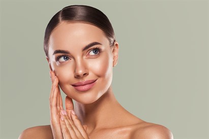 Liftinga procedūra sejai „Fejas pieskāriens“