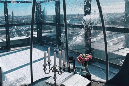 Rīgas panorāma no “Skyhouse Igloo” ar uzkodām 4 personām