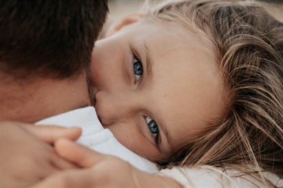 Ģimenes fotosesija dabā – kopā būšanas stāsts