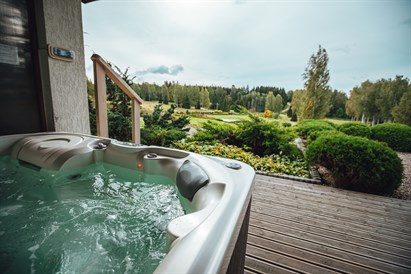 Atpūta divatā un vakariņas “SPA Hotel Ezeri”