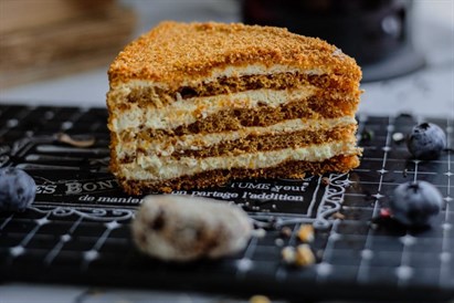 Medus kūka no "Madam Brioš” (1+1)