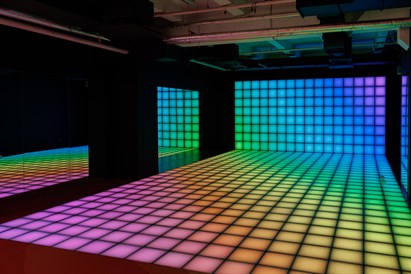 “Catch Pixel” izaicinājums ar ģimeni un draugiem