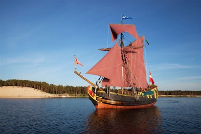 Brauciens ar 17. gs. burinieku “Libava” nelielai grupai