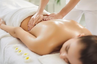 Saudzīgas iedarbības ārstnieciskā masāža Rīgā