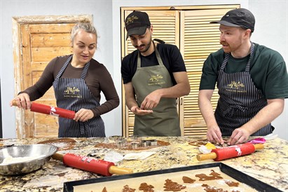 Sirsnīga piparkūku cepšanas meistarklase darbnīcā “Makss un Morics”