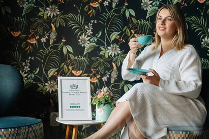 VASARAS PIEDĀVĀJUMS | Klasiskā krustu un muguras lejas daļas masāža salonā “Old Riga SPA”