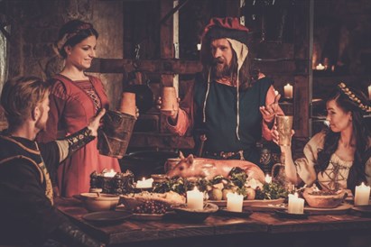 VASARAS PIEDĀVĀJUMS | Pastaigu pilsētas spēle “Templiešu bruņinieku dārgumi”
