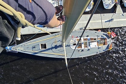 Privāta jahtas tūre uz Roņu salu ar nakšņošanu 11 personām