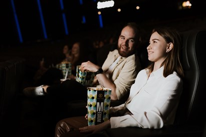 Filmas seanss PREMIUM kinozālē diviem