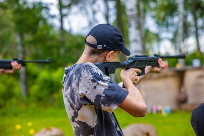 Šaušana ar pneimatiskajām šautenēm vai pistolēm 