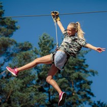 Izklaide piedzīvojumu parkā "Tarzāns" Siguldā