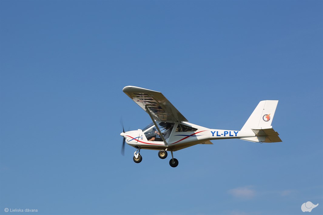 Piedzīvojumu stunda divvietīgā lidmašīnā AEROPRAKT-22
