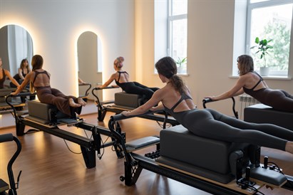 Pilates ar draudzenēm – privāts treniņš 5 personām