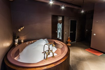 Relaksējoša saldo persiku aromāta SPA kūre salonā "Park SPA"