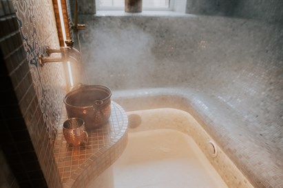 SPA atpūta, grezna nakts un brokastis „Mārcienas Muižā”