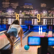 Boulings bērniem un uzkodas “O’Learys” izklaides centrā