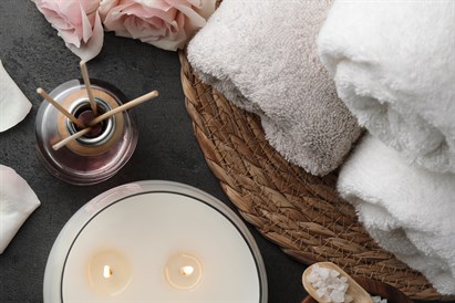 Uzacu laminēšana, korekcija un krāsošana salonā "Blanche Beauté"