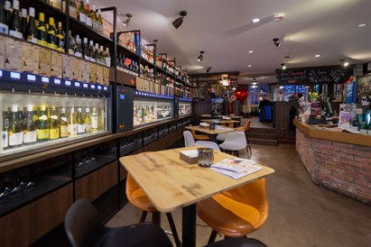 “Easy Wine” vīna degustācija Vecrīgā 