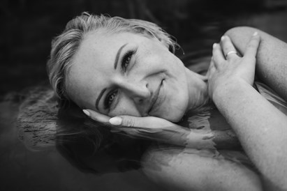 Iedvesmojoša individuālā fotosesija dabā