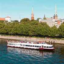 Rīgas panorāmas reiss ar kuģīti "Vecrīga"