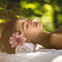 2 stundu vasaras SPA baudījums salonā "VSpa"