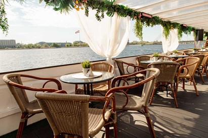 Rīgas panorāmas reiss ar kuģīti "Vecrīga"