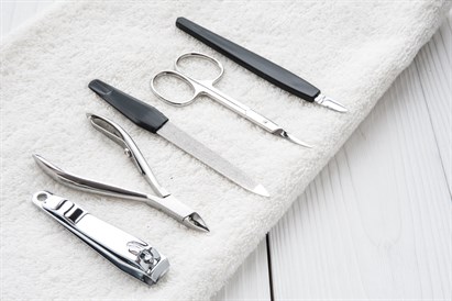 Izsmalcināts roku SPA rituāls ar manikīru 