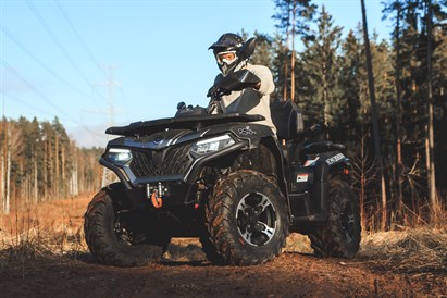 Apvidus izbrauciens ar kvadriciklu Tukumā diviem