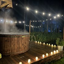 Romantiska nakts viesu mājā "UpeNes" ar pirti, kublu un laivu