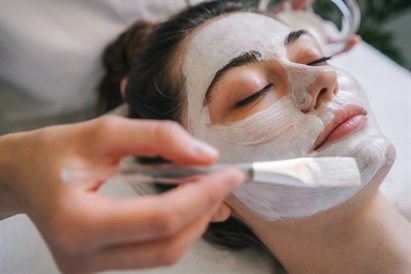 Apvienotā dziļā sejas tīrīšana salonā "Blanche Beauté"