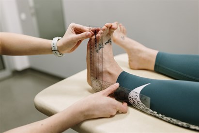 Pirmreizēja konsultācija ar fizioterapeitu centrā “EV FizioFIT”