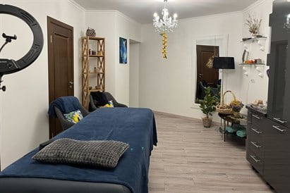 VASARAS PIEDĀVĀJUMS | SPA rituāls ar citronu eļļu “Enerģiskā vitamīnu deja”  