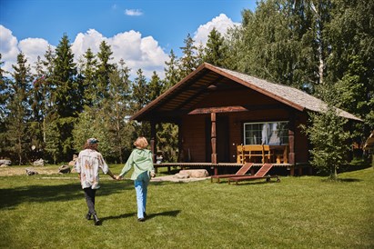 “Kalniaus Sodyba” dāvanu karte – Unikāla dabas atpūta Lietuvā 